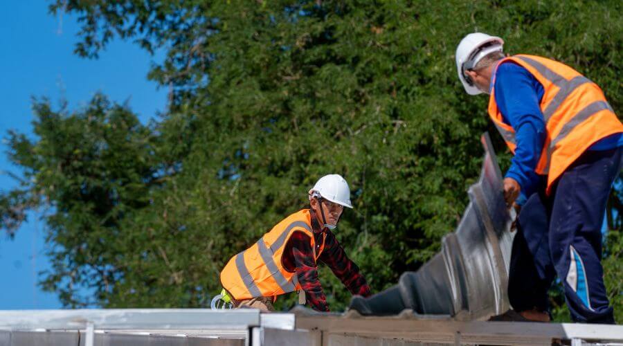 Professional Flat Roofing Installation in Colmesneil, TX